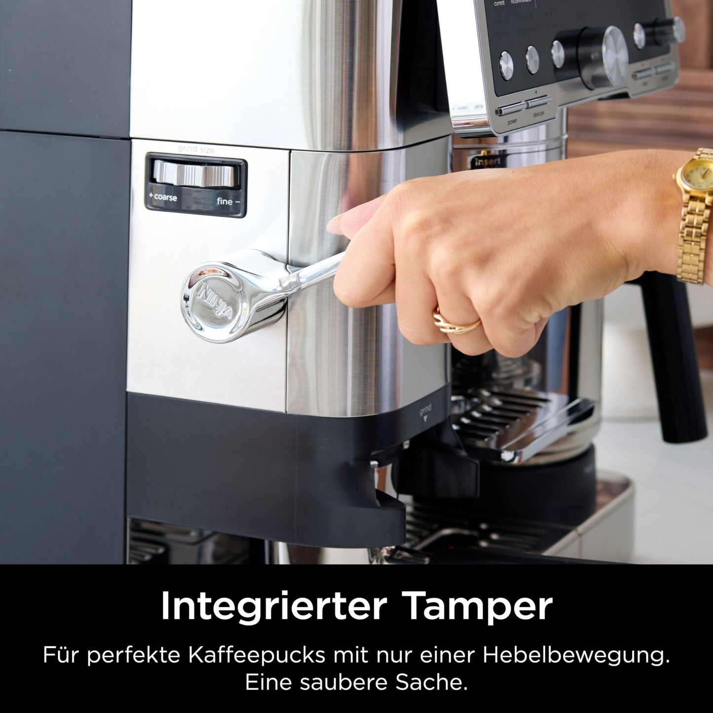 Ninja Luxe Pro 3-in-1-Kaffeemaschine mit Mahlwerk und Aufschäumer für Latte, Cappuccino, Cold Brew & Espresso, einfache Handhabung, 5 Voreinstellungen zum Aufschäumen, Silber, ES701EU