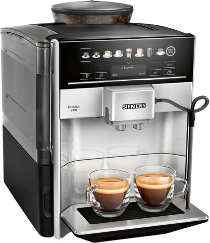 SIEMENS Kaffeevollautomat EQ6 plus s300 TE653501DE, für viele Kaffeespezialitäten, Milch-Aufschäumdüse, Keramikmahlwerk, Doppeltassenfunktion, Antikalk, automatische Dampfreinigung, 1500 W, silber